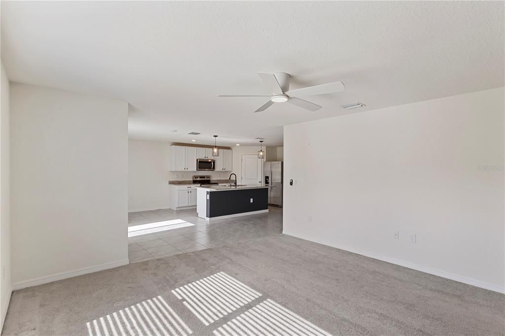 For Sale: $359,990 (4 beds, 3 baths, 2371 Square Feet)