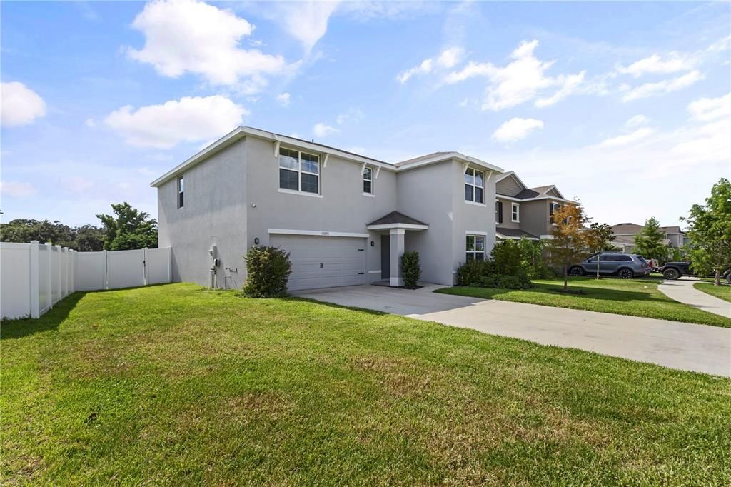 For Sale: $359,990 (4 beds, 3 baths, 2371 Square Feet)