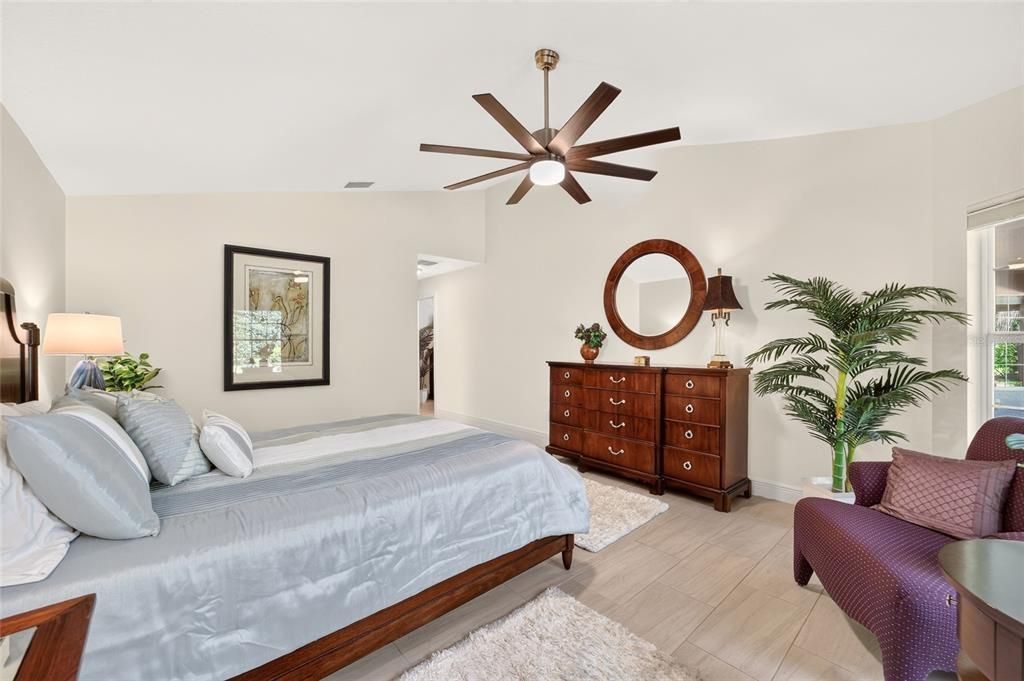 En Venta: $399,900 (2 camas, 2 baños, 2081 Pies cuadrados)