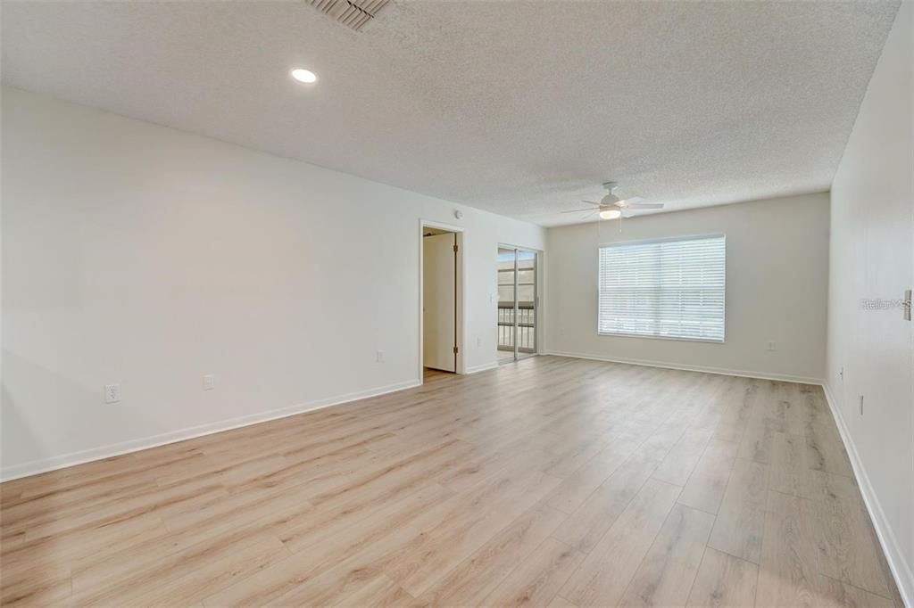 For Rent: $1,600 (2 beds, 2 baths, 1103 Square Feet)