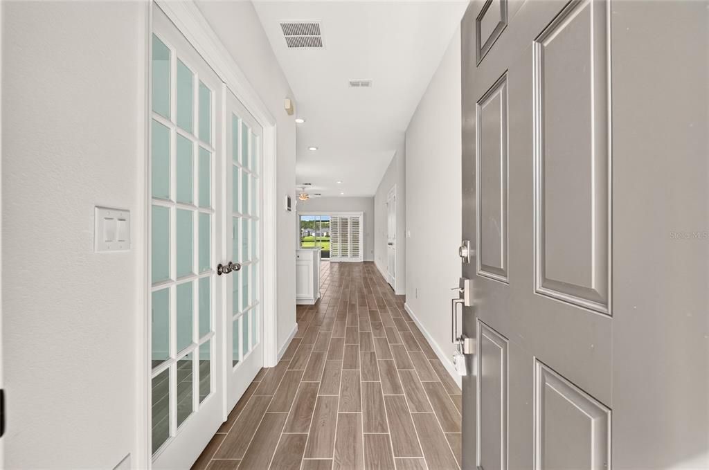For Sale: $280,000 (3 beds, 2 baths, 1755 Square Feet)