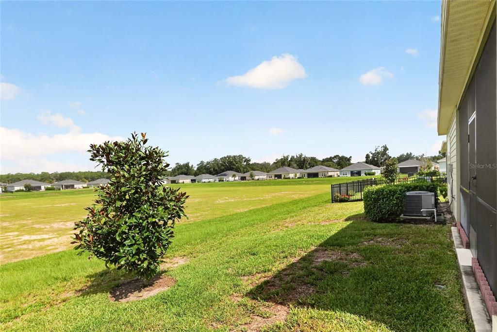 For Sale: $280,000 (3 beds, 2 baths, 1755 Square Feet)