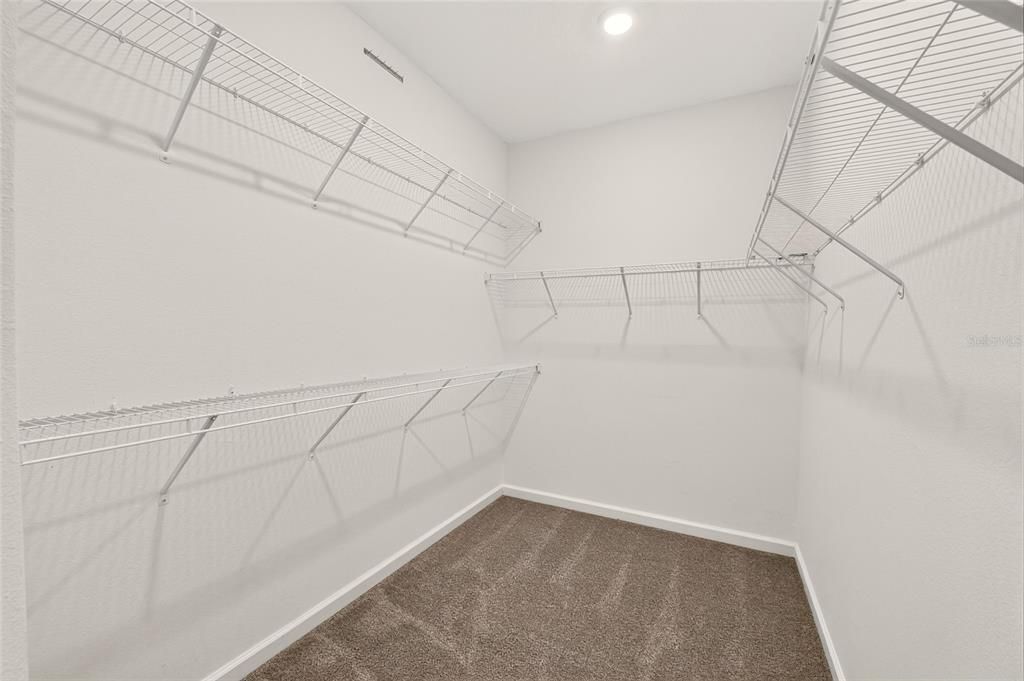 For Sale: $280,000 (3 beds, 2 baths, 1755 Square Feet)