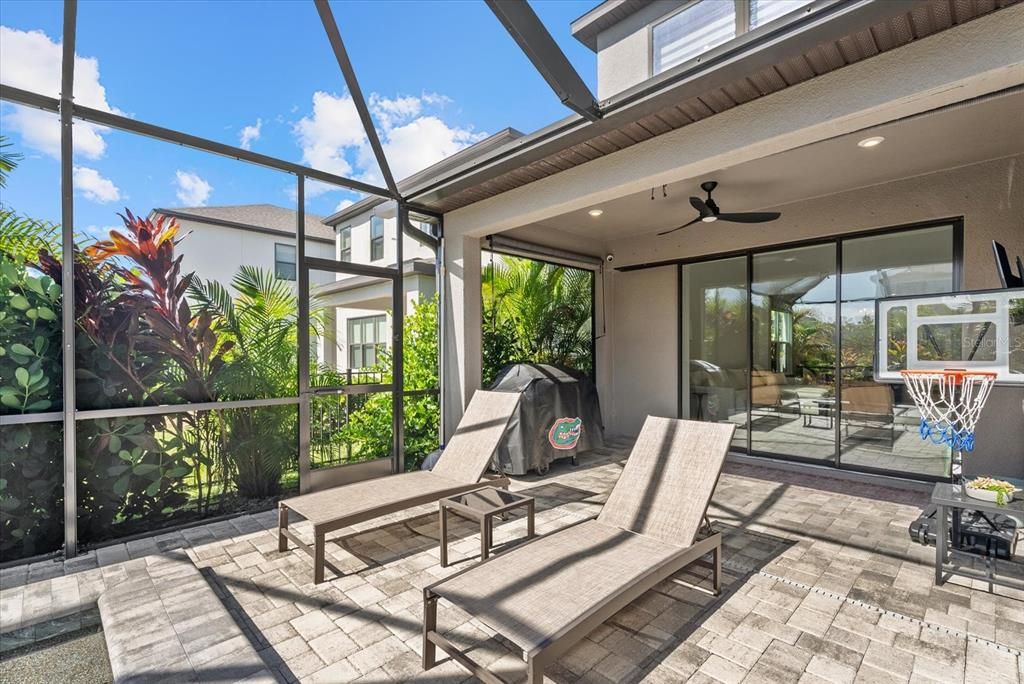 For Sale: $759,000 (4 beds, 3 baths, 2582 Square Feet)