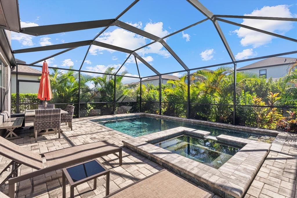 For Sale: $759,000 (4 beds, 3 baths, 2582 Square Feet)