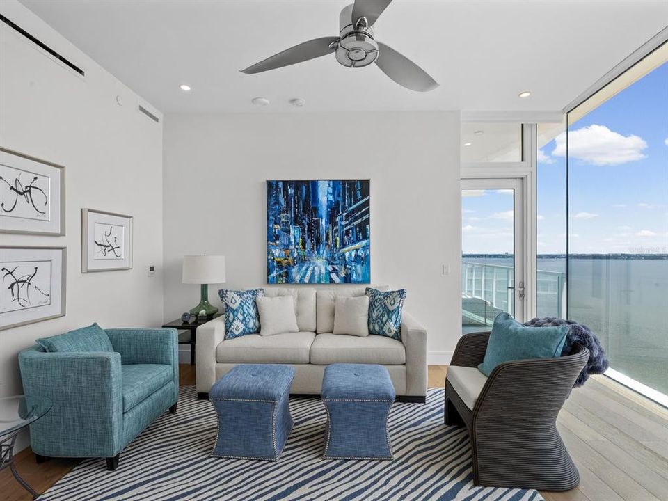 For Sale: $4,400,000 (3 beds, 3 baths, 3886 Square Feet)
