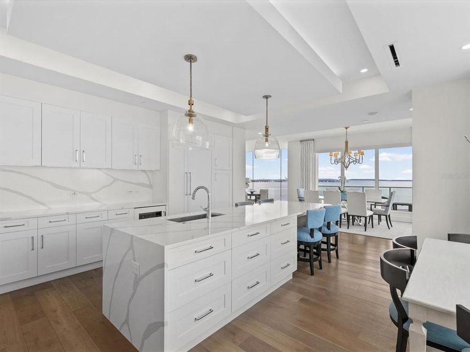For Sale: $4,400,000 (3 beds, 3 baths, 3886 Square Feet)
