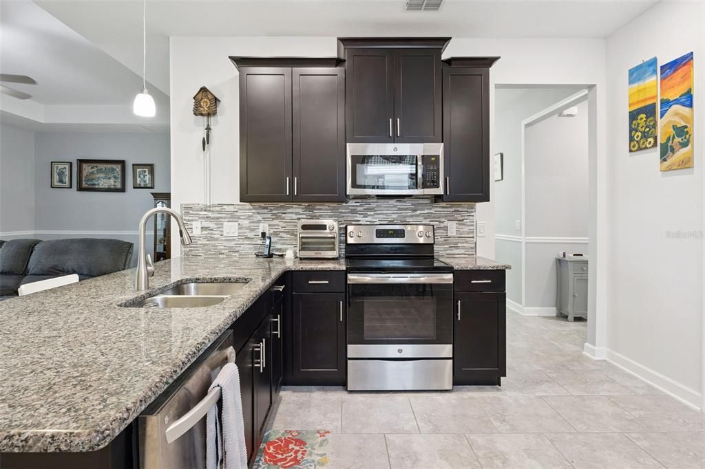 En Venta: $420,000 (3 camas, 2 baños, 1879 Pies cuadrados)