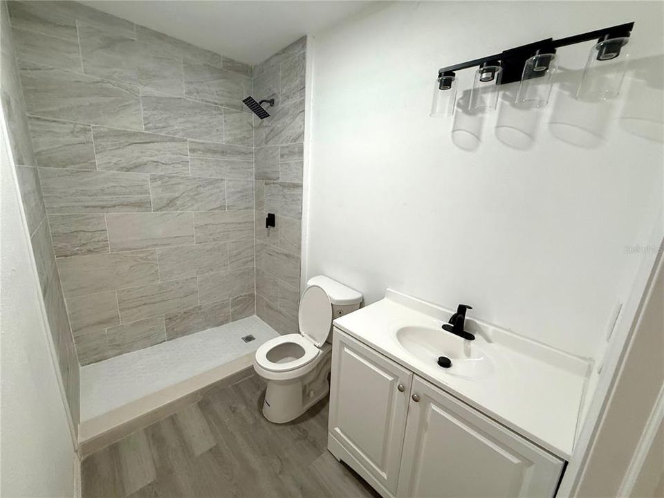 For Rent: $2,800 (4 beds, 3 baths, 2196 Square Feet)