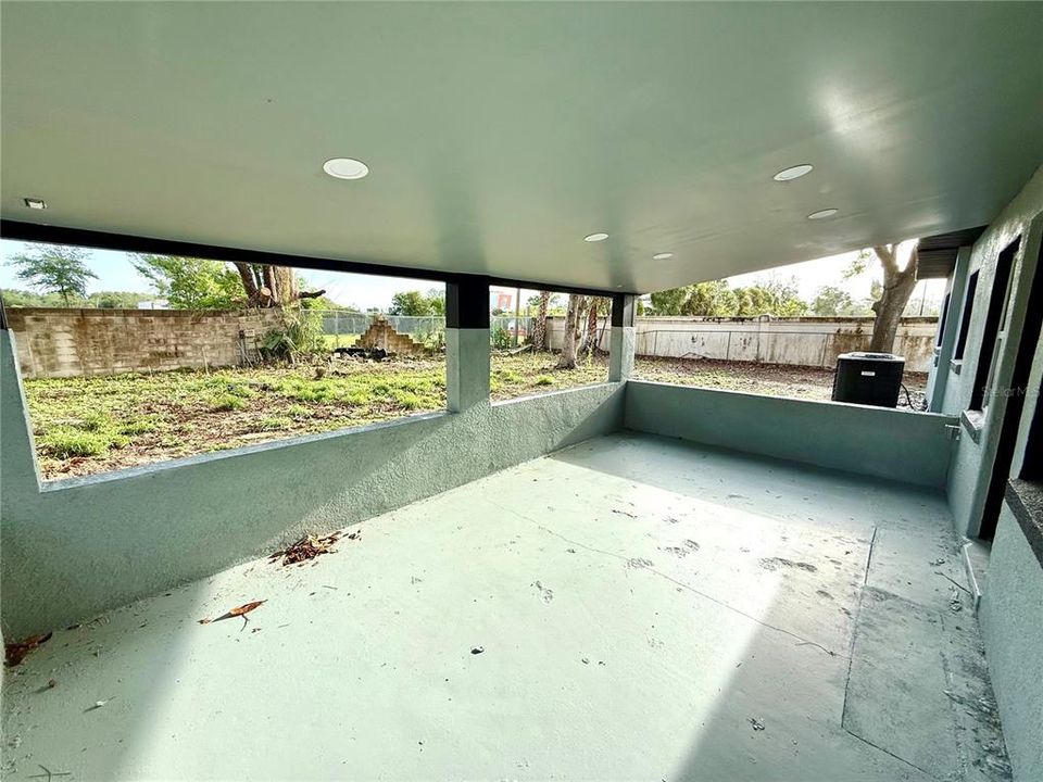 For Rent: $2,800 (4 beds, 3 baths, 2196 Square Feet)