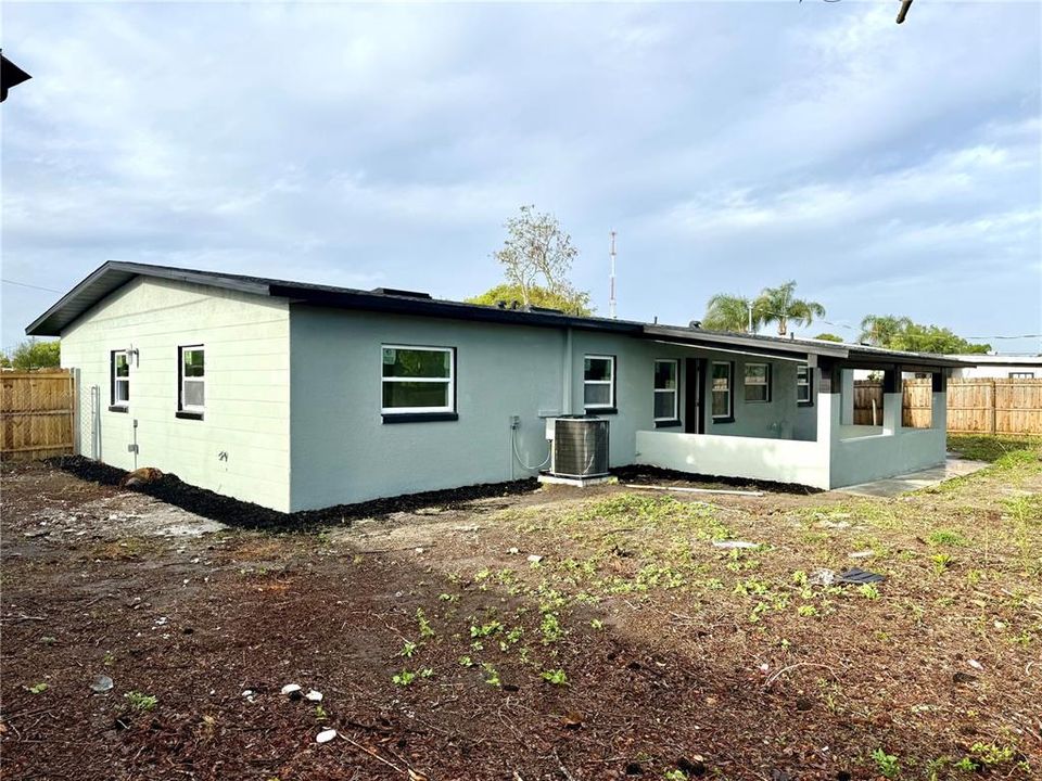 For Rent: $2,800 (4 beds, 3 baths, 2196 Square Feet)