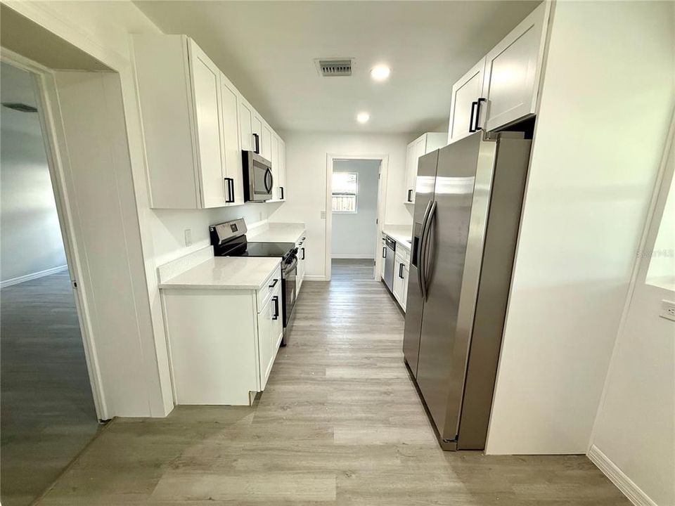 For Rent: $2,800 (4 beds, 3 baths, 2196 Square Feet)