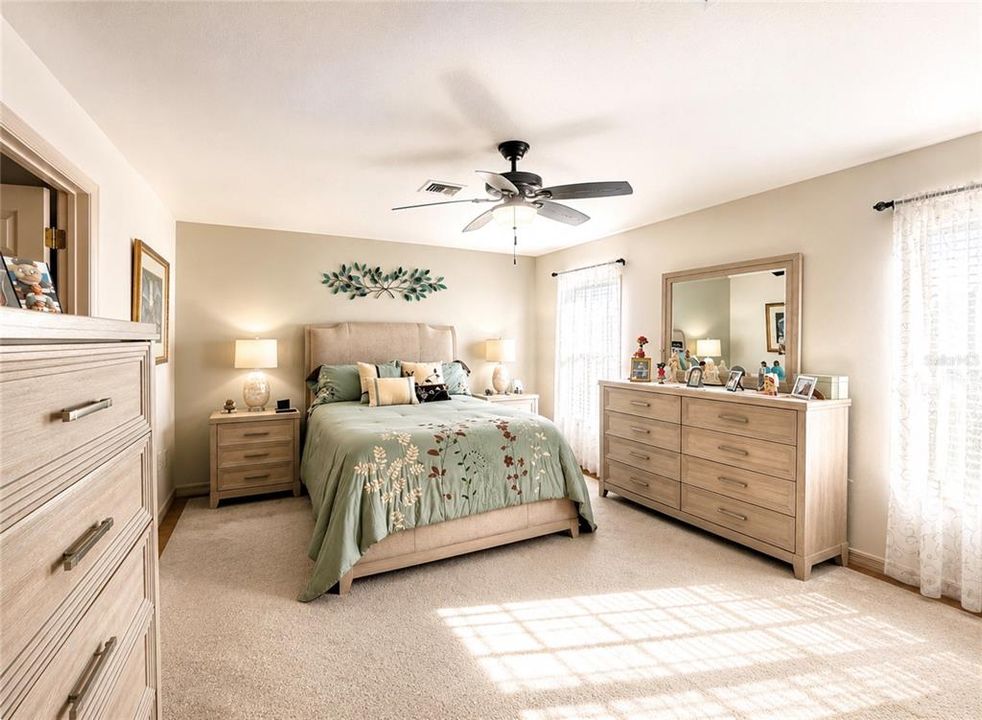 For Sale: $294,271 (3 beds, 2 baths, 1814 Square Feet)