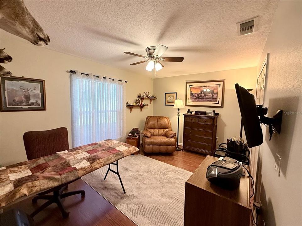 For Sale: $294,271 (3 beds, 2 baths, 1814 Square Feet)