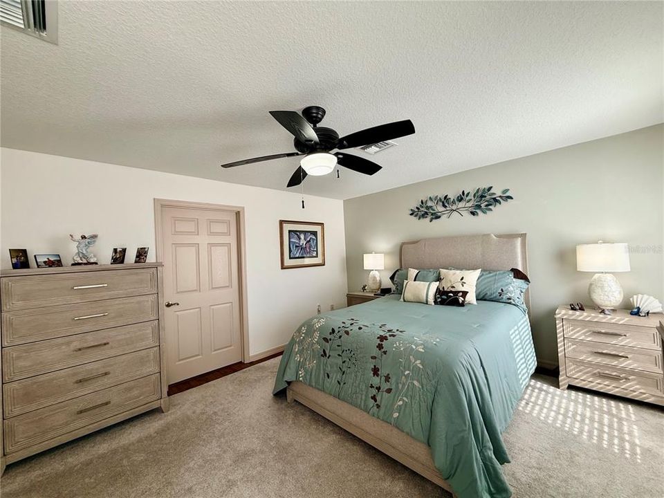 For Sale: $294,271 (3 beds, 2 baths, 1814 Square Feet)
