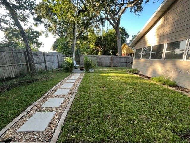 En Venta: $284,900 (2 camas, 2 baños, 1079 Pies cuadrados)