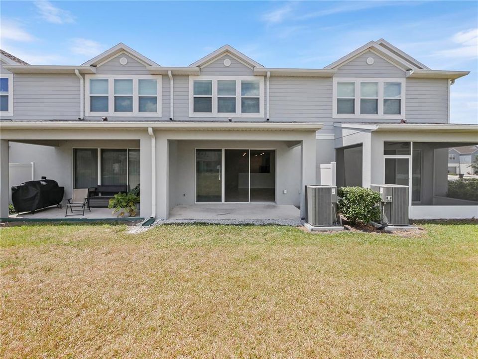 For Rent: $2,600 (3 beds, 2 baths, 1881 Square Feet)