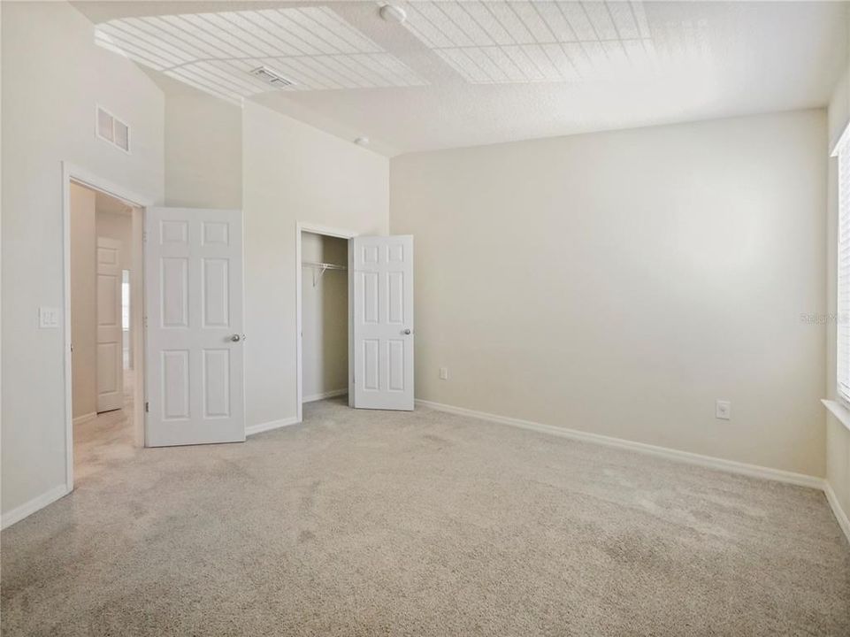 For Rent: $2,600 (3 beds, 2 baths, 1881 Square Feet)