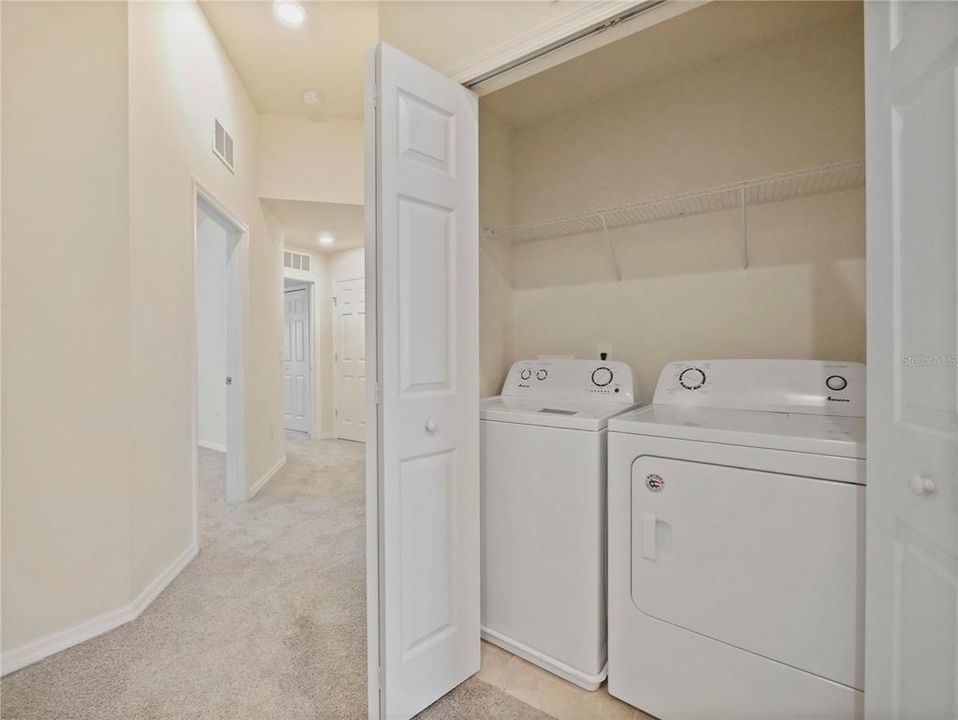 For Rent: $2,600 (3 beds, 2 baths, 1881 Square Feet)