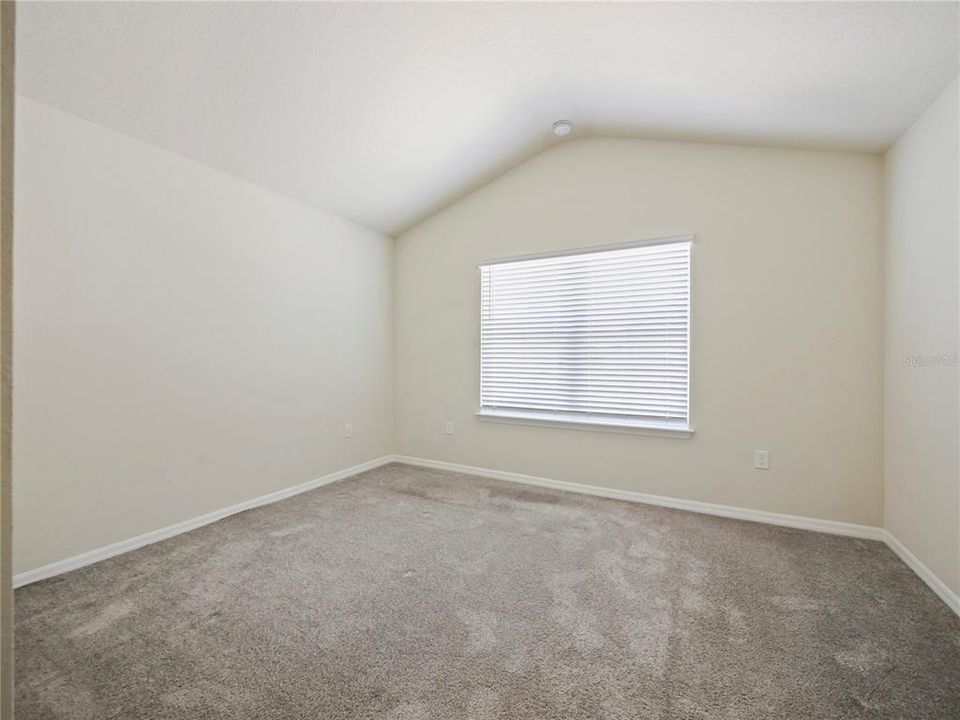 For Rent: $2,600 (3 beds, 2 baths, 1881 Square Feet)