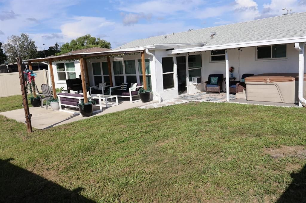 For Sale: $339,900 (3 beds, 2 baths, 2103 Square Feet)