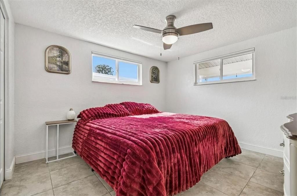 For Sale: $339,900 (3 beds, 2 baths, 2103 Square Feet)