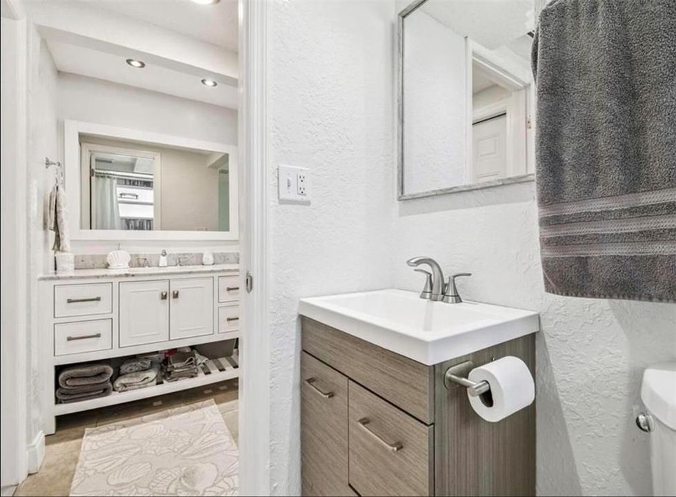 For Sale: $339,900 (3 beds, 2 baths, 2103 Square Feet)