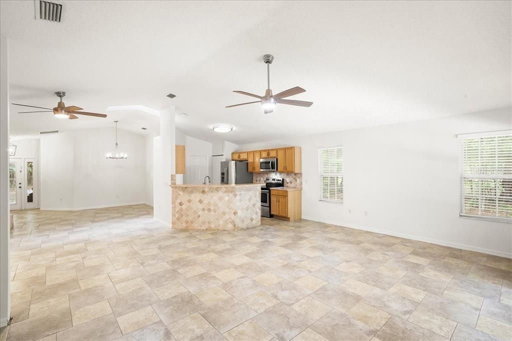 En Venta: $599,900 (3 camas, 2 baños, 1852 Pies cuadrados)