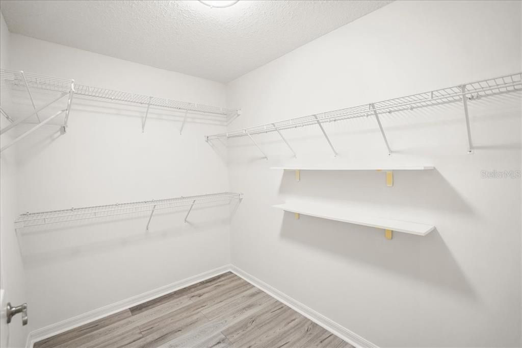 En Venta: $599,900 (3 camas, 2 baños, 1852 Pies cuadrados)