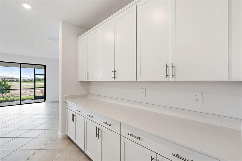 For Rent: $4,500 (3 beds, 3 baths, 2201 Square Feet)
