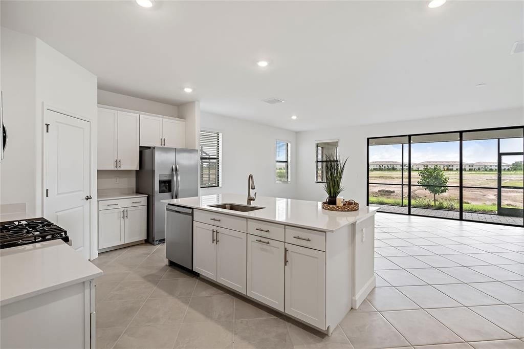 For Rent: $4,500 (3 beds, 3 baths, 2201 Square Feet)