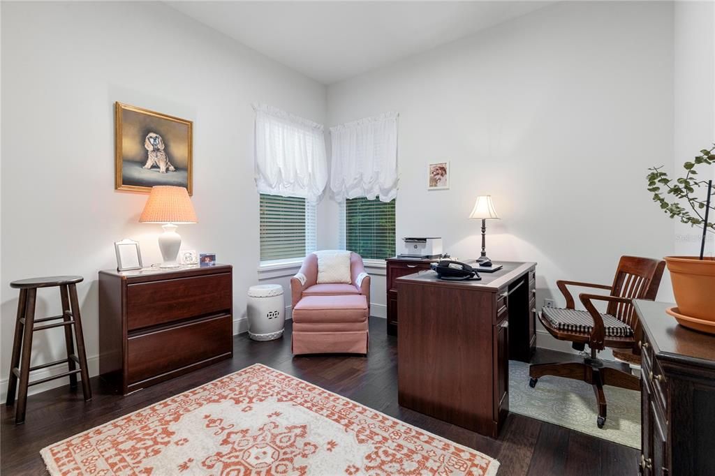 For Sale: $895,000 (4 beds, 3 baths, 2635 Square Feet)