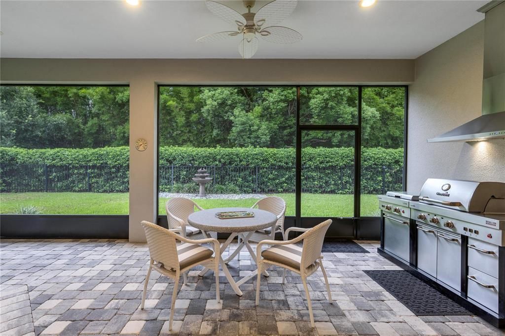 For Sale: $895,000 (4 beds, 3 baths, 2635 Square Feet)