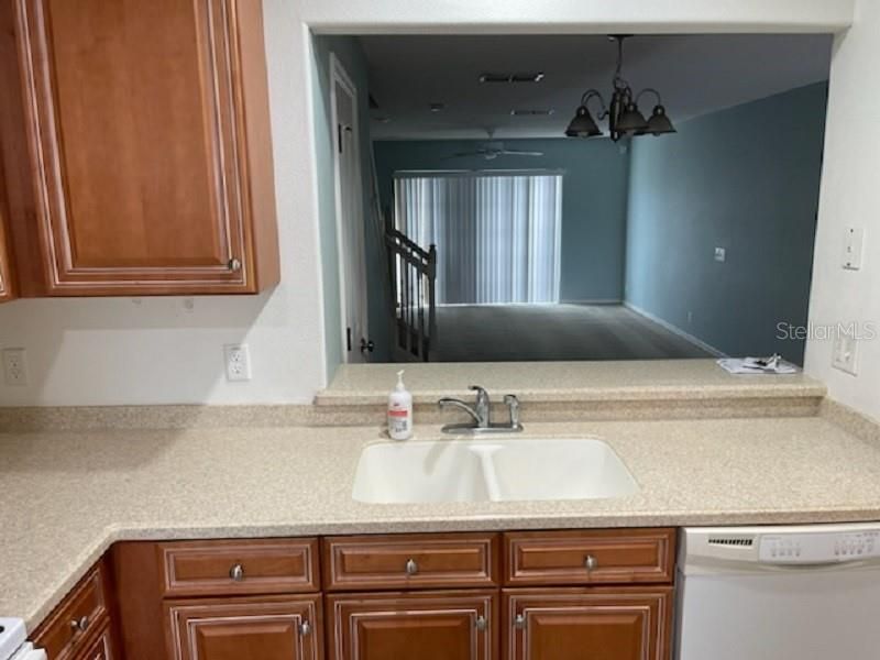 For Rent: $1,800 (2 beds, 2 baths, 1146 Square Feet)