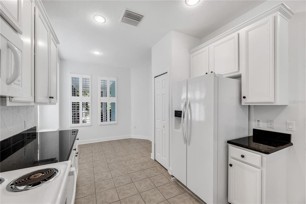 For Sale: $349,900 (3 beds, 2 baths, 1750 Square Feet)