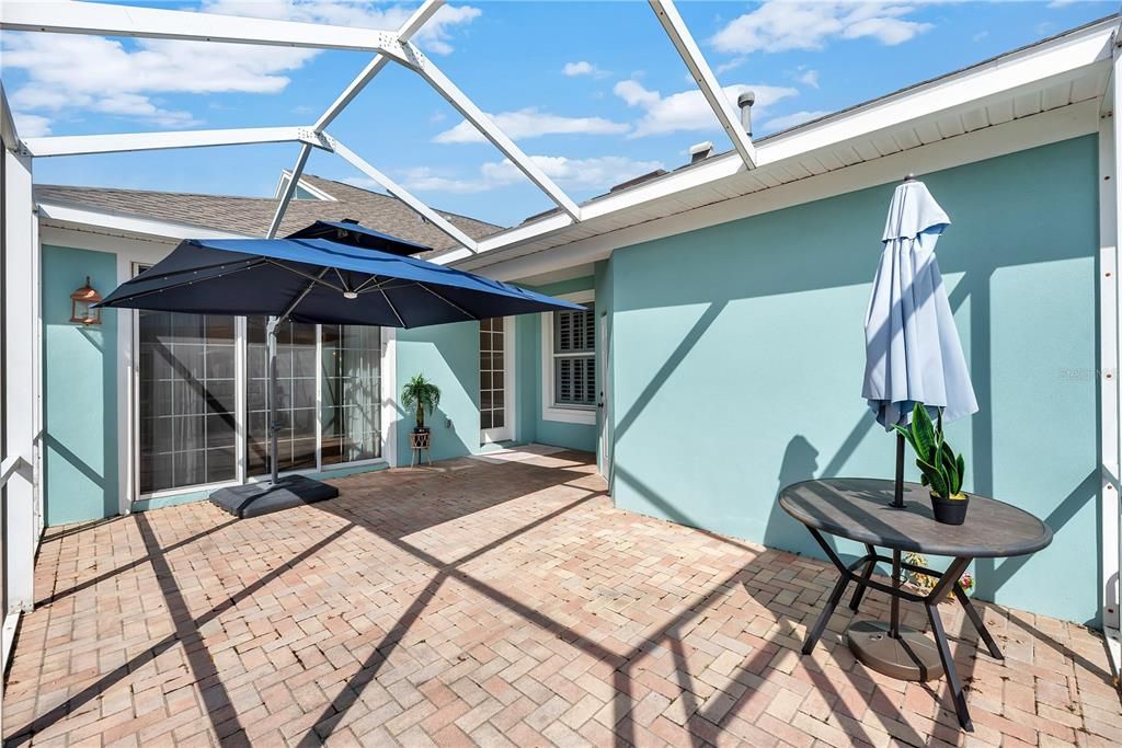 For Sale: $349,900 (3 beds, 2 baths, 1750 Square Feet)