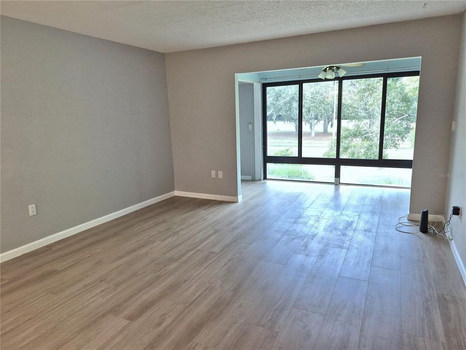 For Rent: $2,000 (2 beds, 2 baths, 1094 Square Feet)