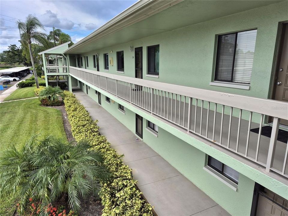 For Rent: $2,000 (2 beds, 2 baths, 1094 Square Feet)