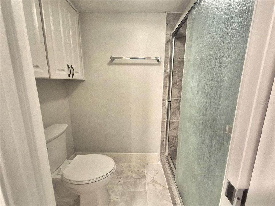 For Rent: $2,000 (2 beds, 2 baths, 1094 Square Feet)