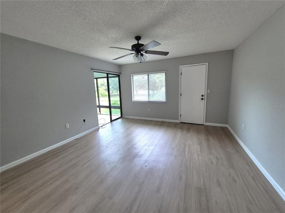 For Rent: $2,000 (2 beds, 2 baths, 1094 Square Feet)