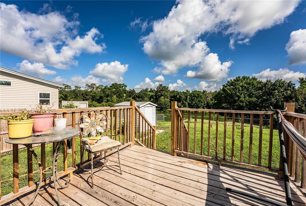 For Sale: $239,000 (3 beds, 2 baths, 1296 Square Feet)