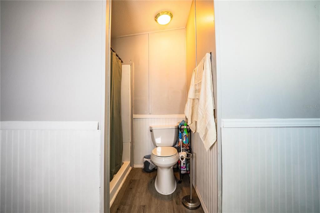 For Sale: $239,000 (3 beds, 2 baths, 1296 Square Feet)