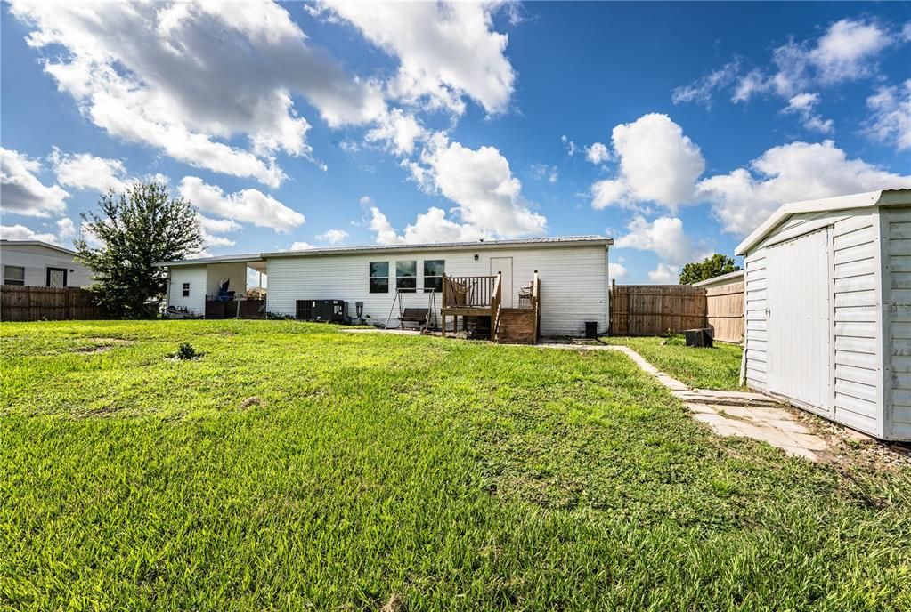 For Sale: $239,000 (3 beds, 2 baths, 1296 Square Feet)