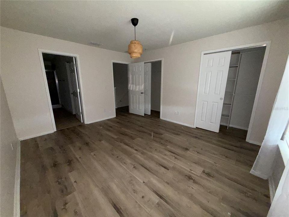 For Sale: $219,000 (2 beds, 2 baths, 1482 Square Feet)