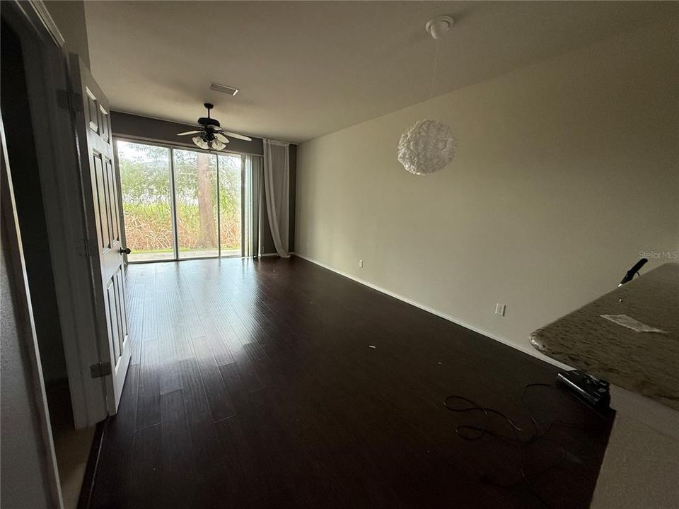 For Sale: $219,000 (2 beds, 2 baths, 1482 Square Feet)