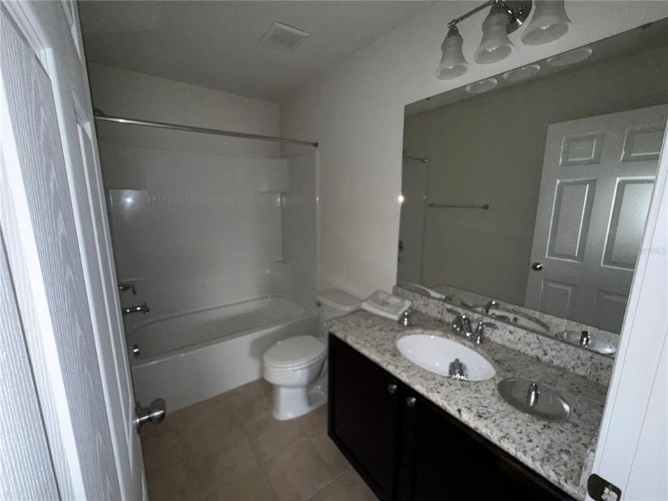 For Sale: $219,000 (2 beds, 2 baths, 1482 Square Feet)