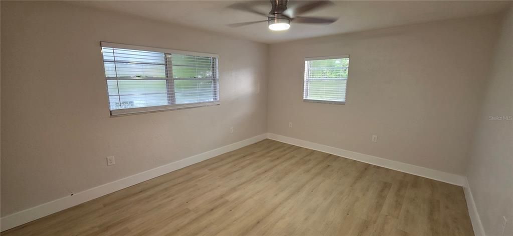 For Sale: $314,900 (2 beds, 2 baths, 1381 Square Feet)