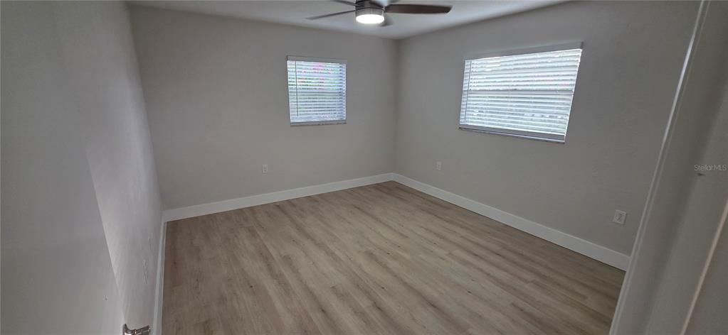 For Sale: $314,900 (2 beds, 2 baths, 1381 Square Feet)