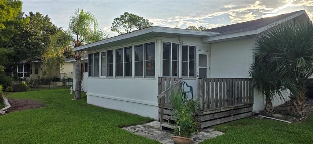 For Sale: $314,900 (2 beds, 2 baths, 1381 Square Feet)