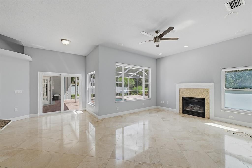 For Rent: $3,900 (3 beds, 2 baths, 2141 Square Feet)